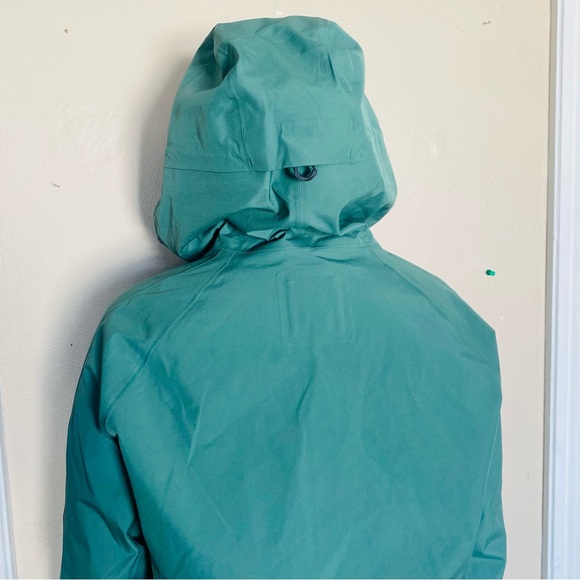 Mountain Hardware ski jacket - teal women’s L - Picture 8 of 11